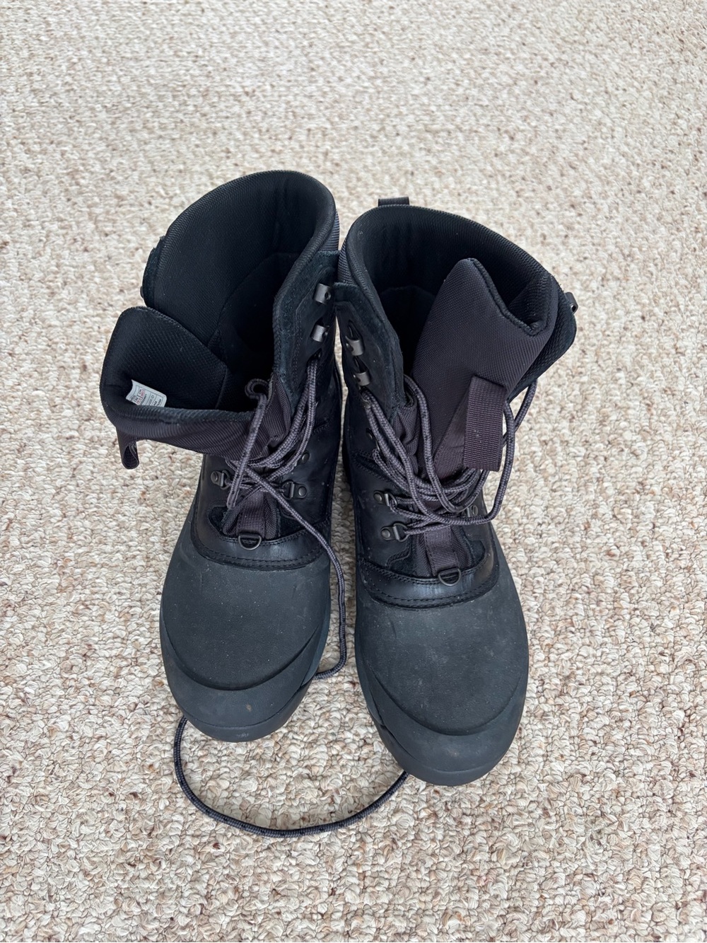 The North Face Men's Black Lace-Up Outdoor Boots